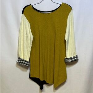 100% Cotton American Vintage Mustard and Cream Top